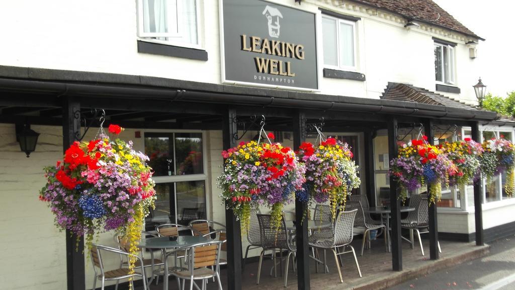 Bed and Breakfast The Leaking Well Dunhampton Exterior foto